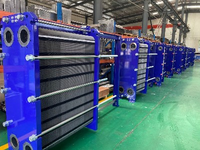 為什么冷水機(jī)組板式熱交換器凍裂，這就是原因